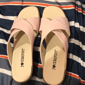 Women’s shoes